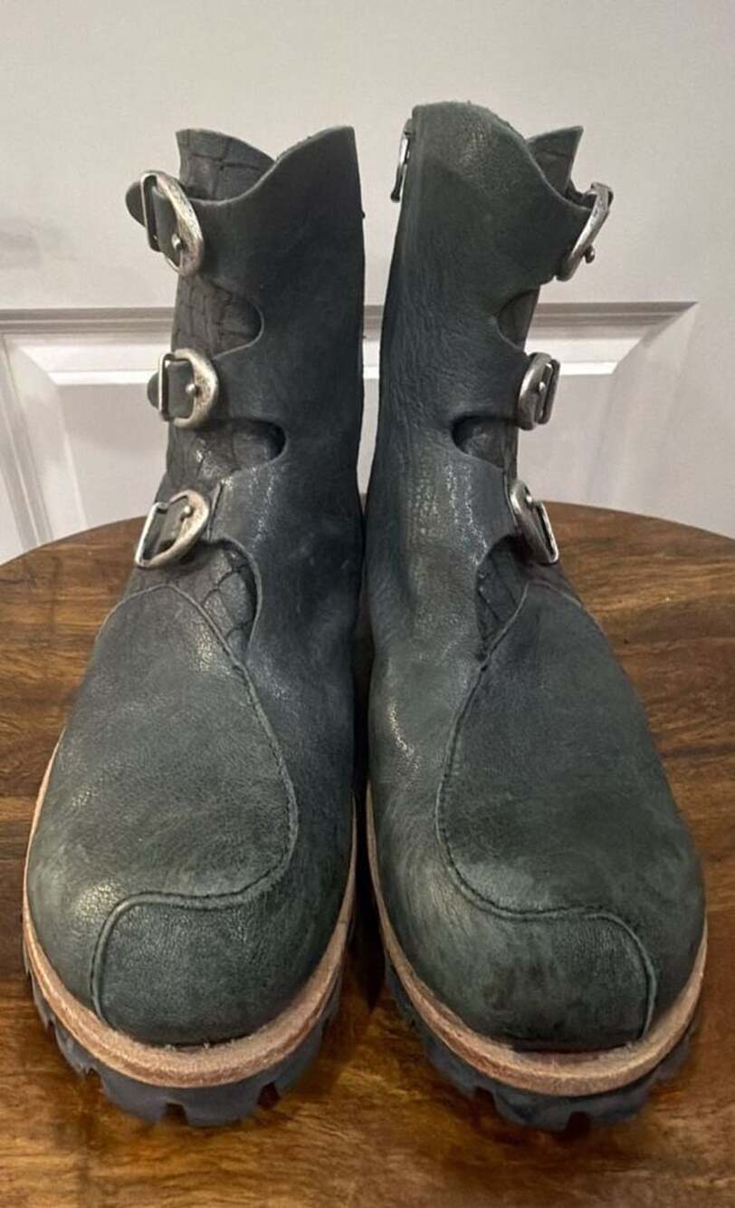 Cydwoq Future 3-Buckle Leather Boots Black size 38